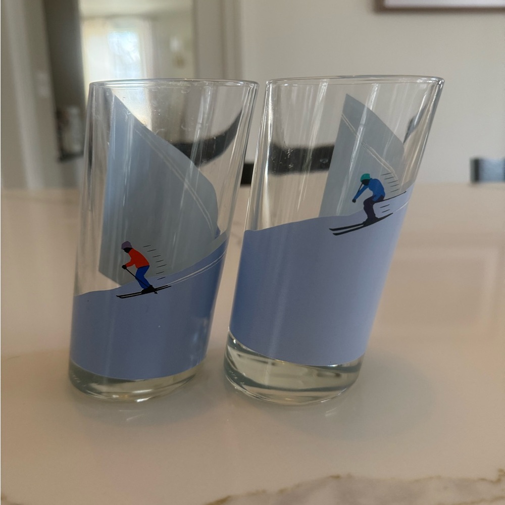 Vintage Italian Winter Alpine Snow Skiers Highball Cocktail Glasses